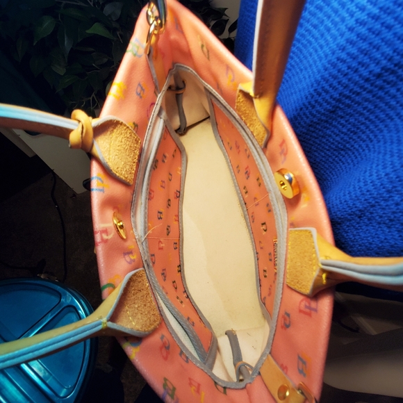 Dooney & bourke handbag - Picture 3 of 8